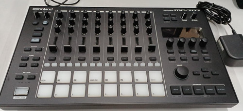 Roland 707 groovebox - groovebox, used