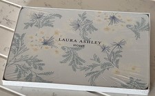 Lovely Laura Ashley Sandford Floral Set of 4 Table/Place Mats New & Sealed