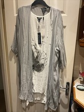 Saloos White/grey Dress .size 22. New With Tag.