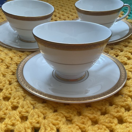 Royal doulton gold - gold, tea