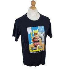 Uniqlo x Jean Michel Basquiat T-Shirt Size Medium Big Graphic Logo Tee