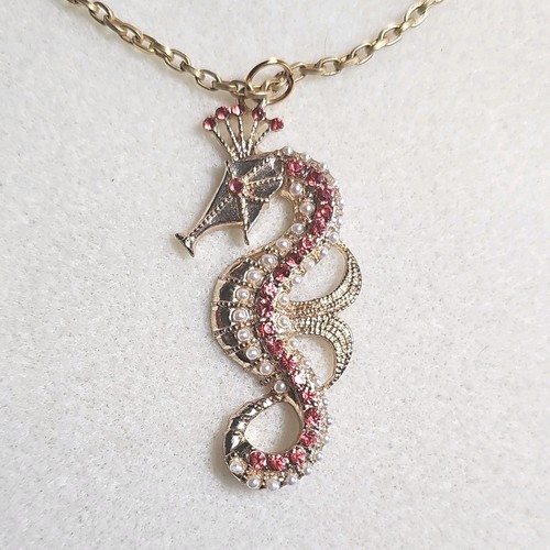 Vintage gold tone seahorse - vintage,