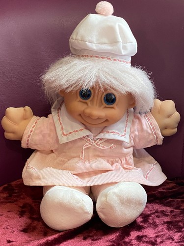 Large vintage russ troll - *large*,