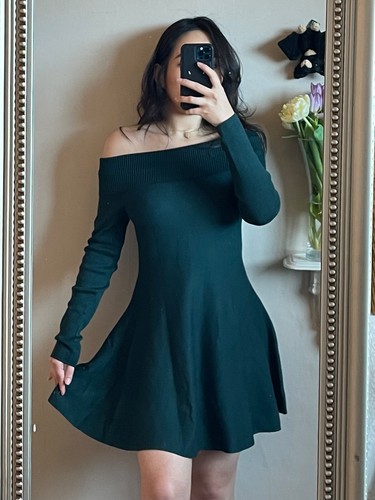 Second hand off shoulder - second,