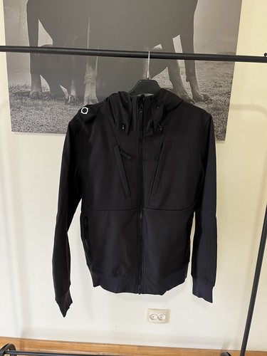 Soft shell strum black - soft, ma.strum