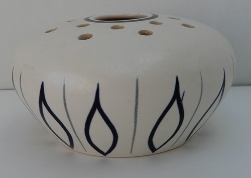 Vintage jersey pottery - pottery, posy