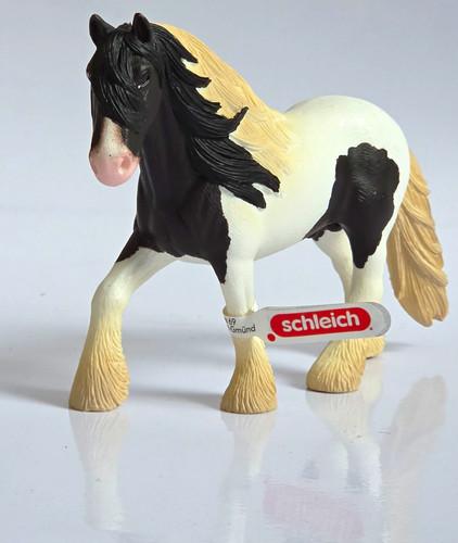 Schleich plastic horse - plastic,