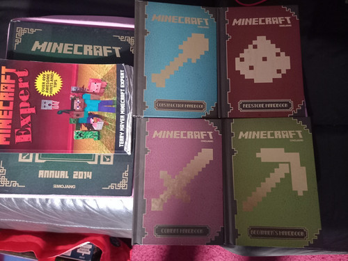 Official minecraft set - set, of