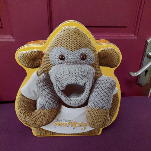 Tips monkey biscuit tin - biscuit,