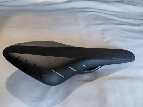 Fizik road bike saddle arione - fizik,