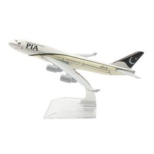 Alloy 1:400 B747 Airlines PIA Airplane Model Plane Diecast Model Hotel Decor