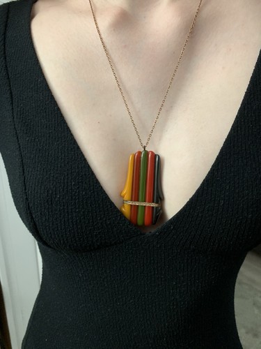 Vintage art deco bakelite - art,