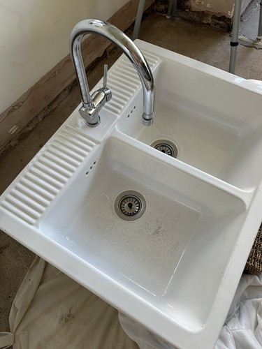 Double belfast sink with mixer - sink,