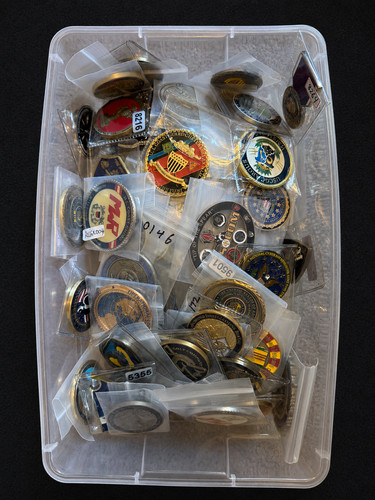 Challenge coin lot - lot, ten