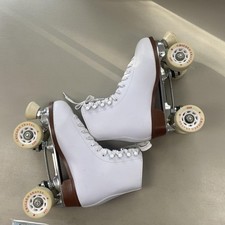Chicago Skates Womens 8