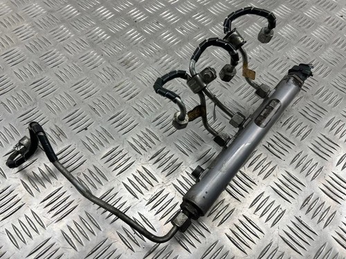 Jaguar x250 fuel rail - jaguar, xf