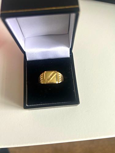 9ct yellow gold signet - yellow,