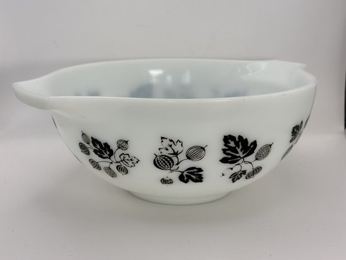 Vintage jaj pyrex cinderella - pyrex,
