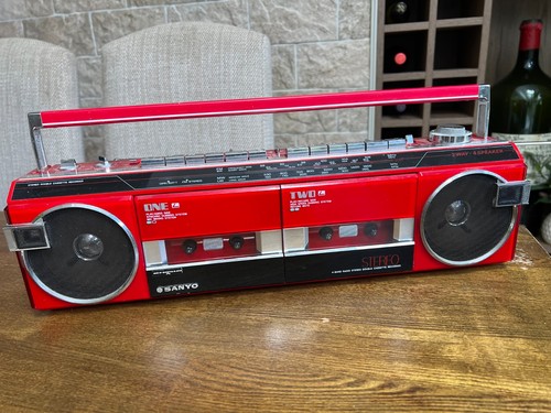Vintage sanyo w750l boombox - m,