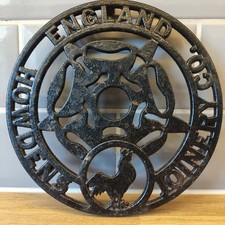Howdens Joinery Co. Cast Iron Trivet Rooster & English Rose Design Made In UK 
