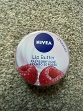 Nivea Lip Butter RASPBERRY