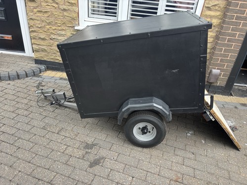 3x4 locking box trailer - locking,