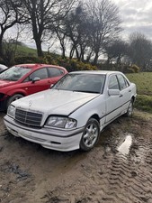 W202 Mercedes 