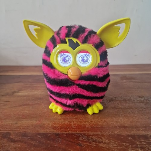 Furby boom pink and black - boom,