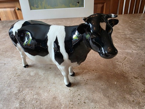 Beswick friesian cow - friesian, ch