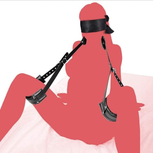 Adjustable bed restraints with - adjustable,