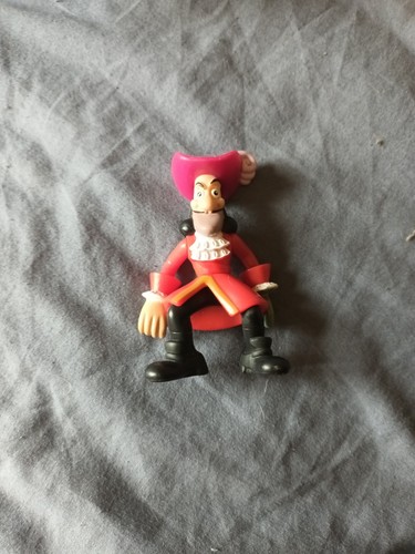 Inch captain hook figure - 3-inch,