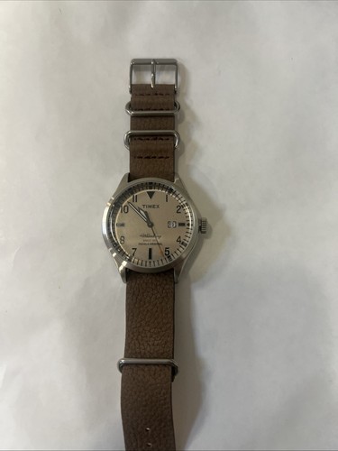 Timex mans watch faulty date - timex,