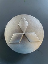 Genuine Mitsubishi Alloy Wheel Centre Cap x1 4252A017
