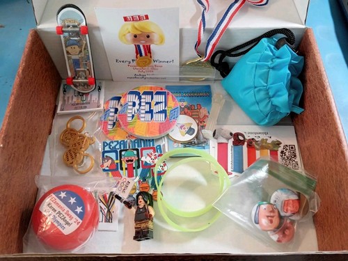 Large lot pezamania 34 - pezamania,