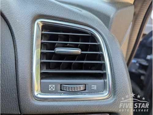 Mazda dashboard side air - 6,