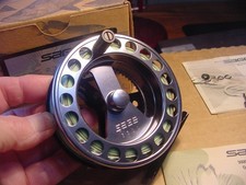 vintage SAGE 3300 Large Arbor FLY REEL - in the BOX   Light use   VERY VERY NICE