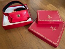 Cartier Panthère Waist Bag – Red Leather Waist Pouch with Gold Panther Ring, Use