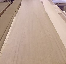 Red oak wood - red,