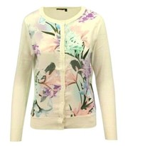 PARAMOUR WHITE  FLORAL BUTTON