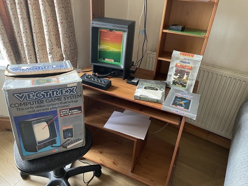 Vectrex video game console - mb,