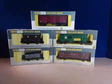 Wrenn gauge wagons - "oo"gauge,