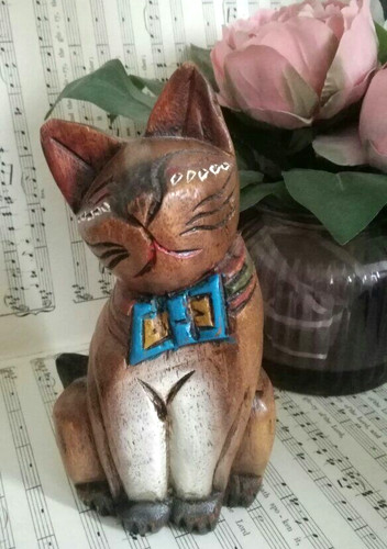 Vintage hand carved - carved,