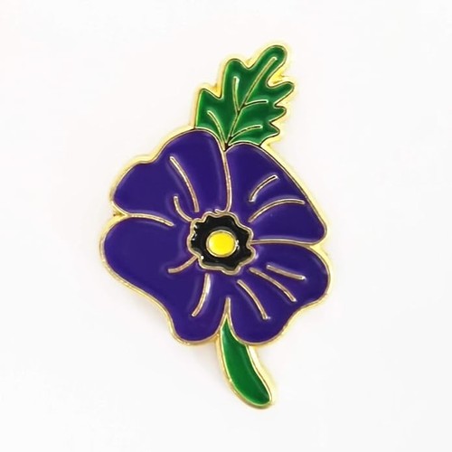Purple poppy pin badge - poppy,