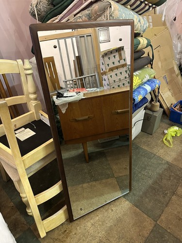 Wall mirror dressing - mirror, table