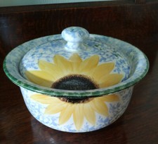 POOLE POTTERY SUNFLOWER Hand