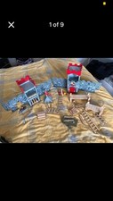 Le Toy Van Camelote Castle Playset Including Siege Tower And Extras