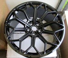 New Genuine Lamborghini Urus