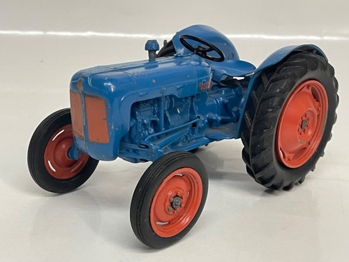 Scale 1960 s vintage - 1960’s,