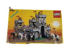 Vintage LEGO 6080 King's Castle Set with Box and Parts Bundle A Pre Owned  