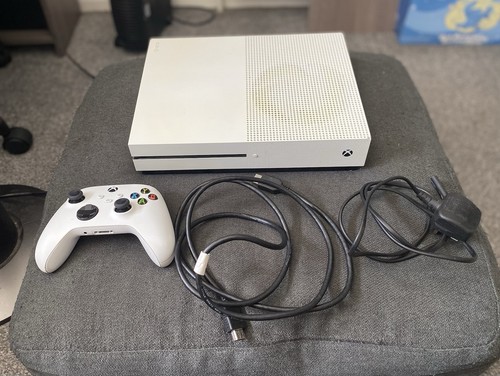 Xbox one 500gb - s,